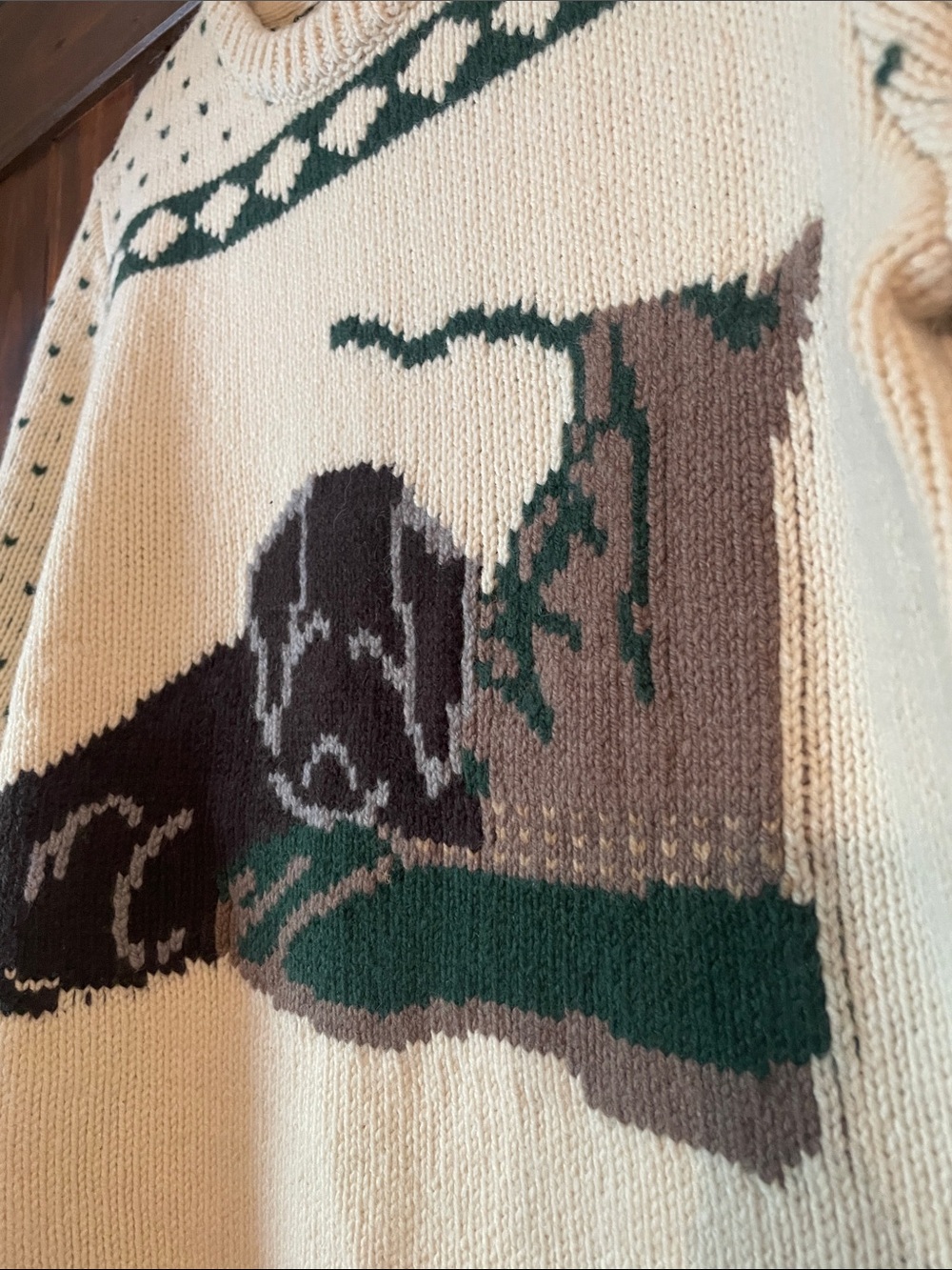 L.L. Bean Cream Crew Neck Sweater with Green Bean Boot and Brown Dog Motif - Picture 4 of 10
